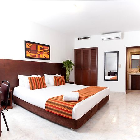 Tama Hotel Granada Real Cali Exteriör bild