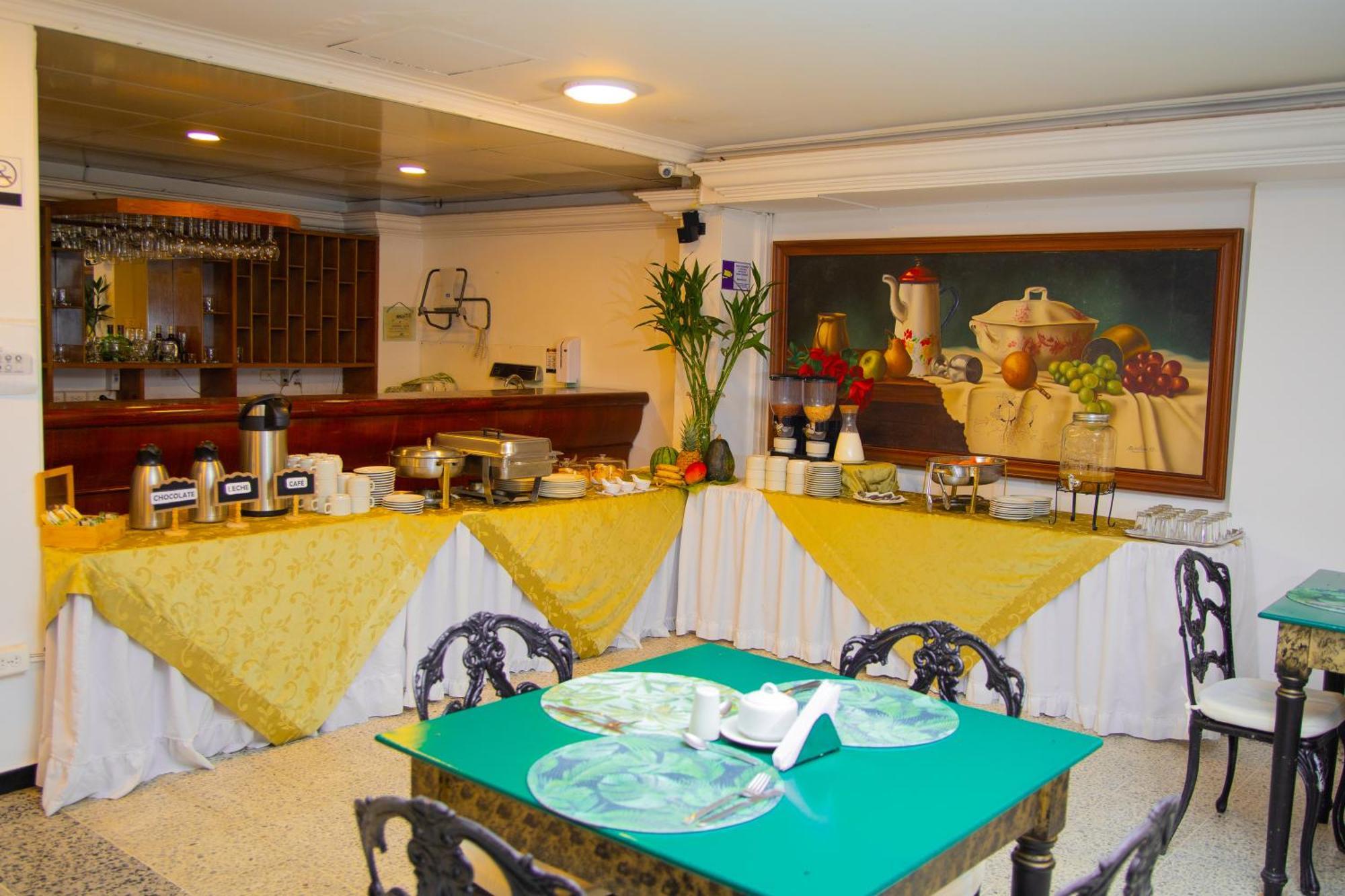 Tama Hotel Granada Real Cali Exteriör bild