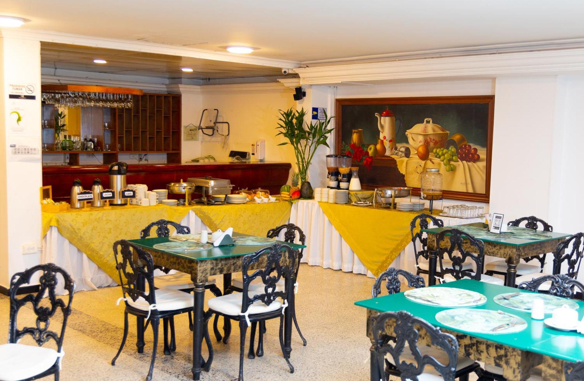 Tama Hotel Granada Real Cali Exteriör bild