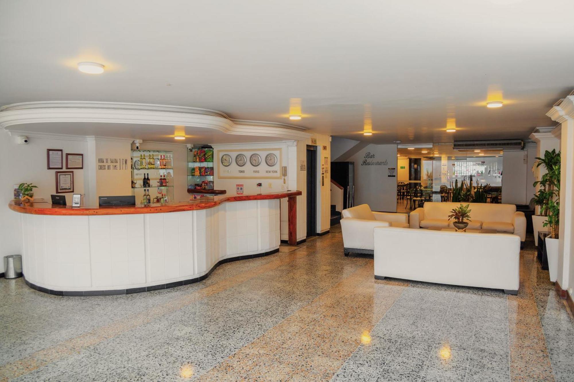 Tama Hotel Granada Real Cali Exteriör bild