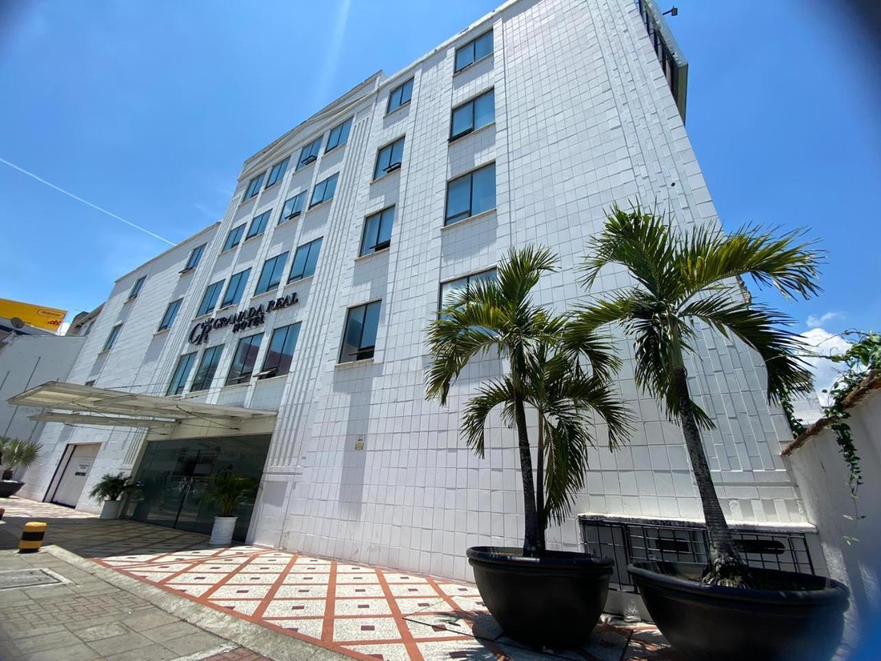 Tama Hotel Granada Real Cali Exteriör bild