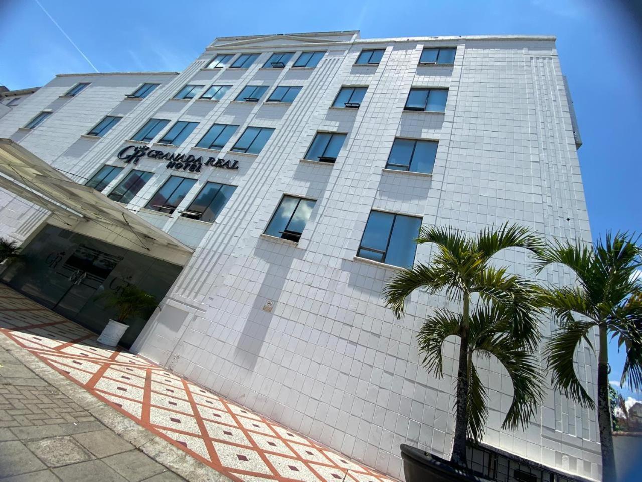 Tama Hotel Granada Real Cali Exteriör bild