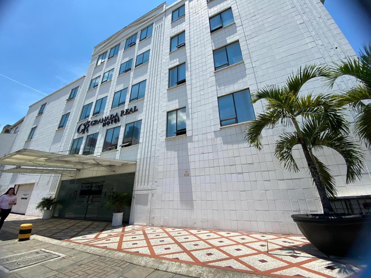 Tama Hotel Granada Real Cali Exteriör bild