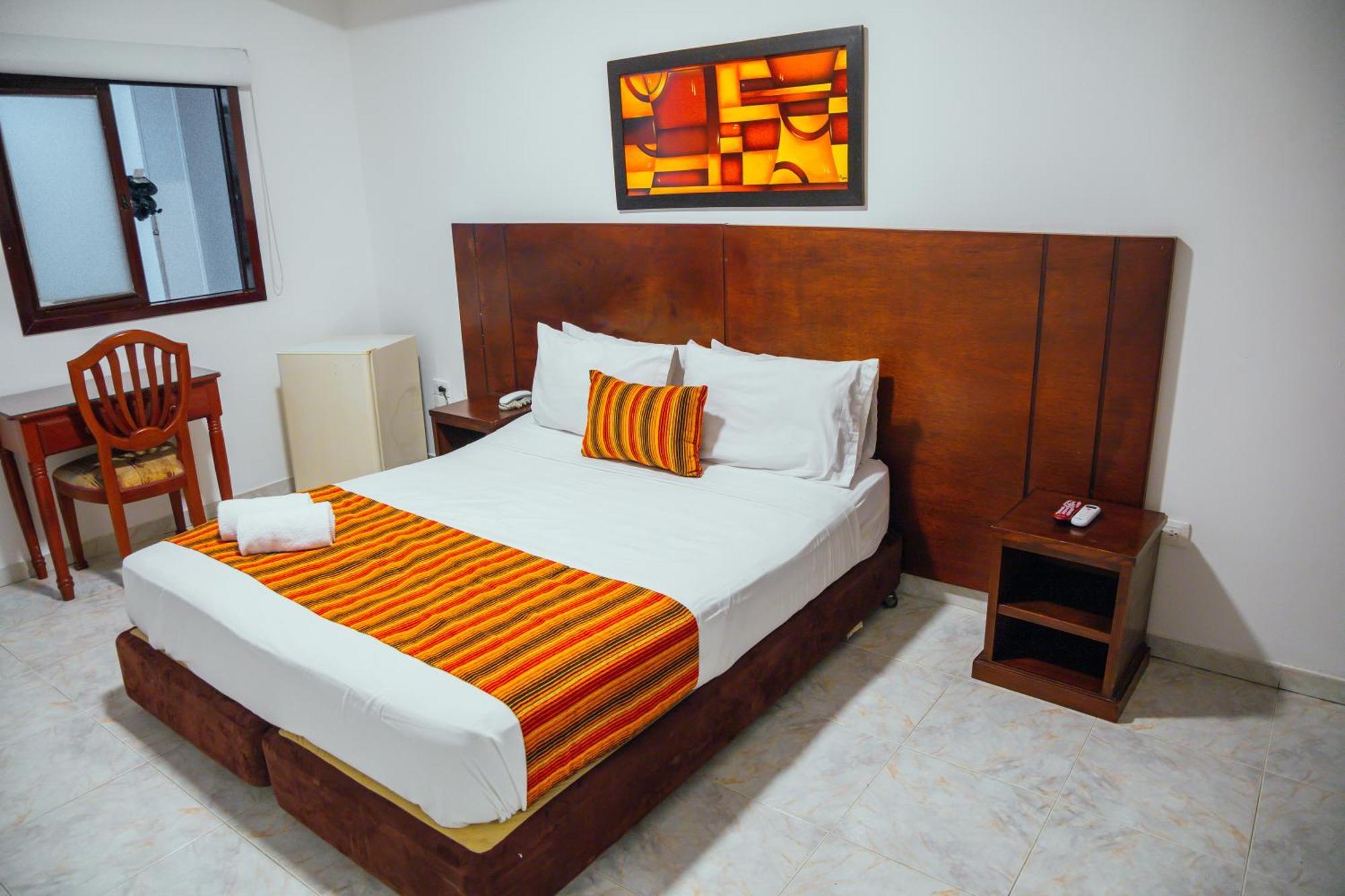 Tama Hotel Granada Real Cali Exteriör bild