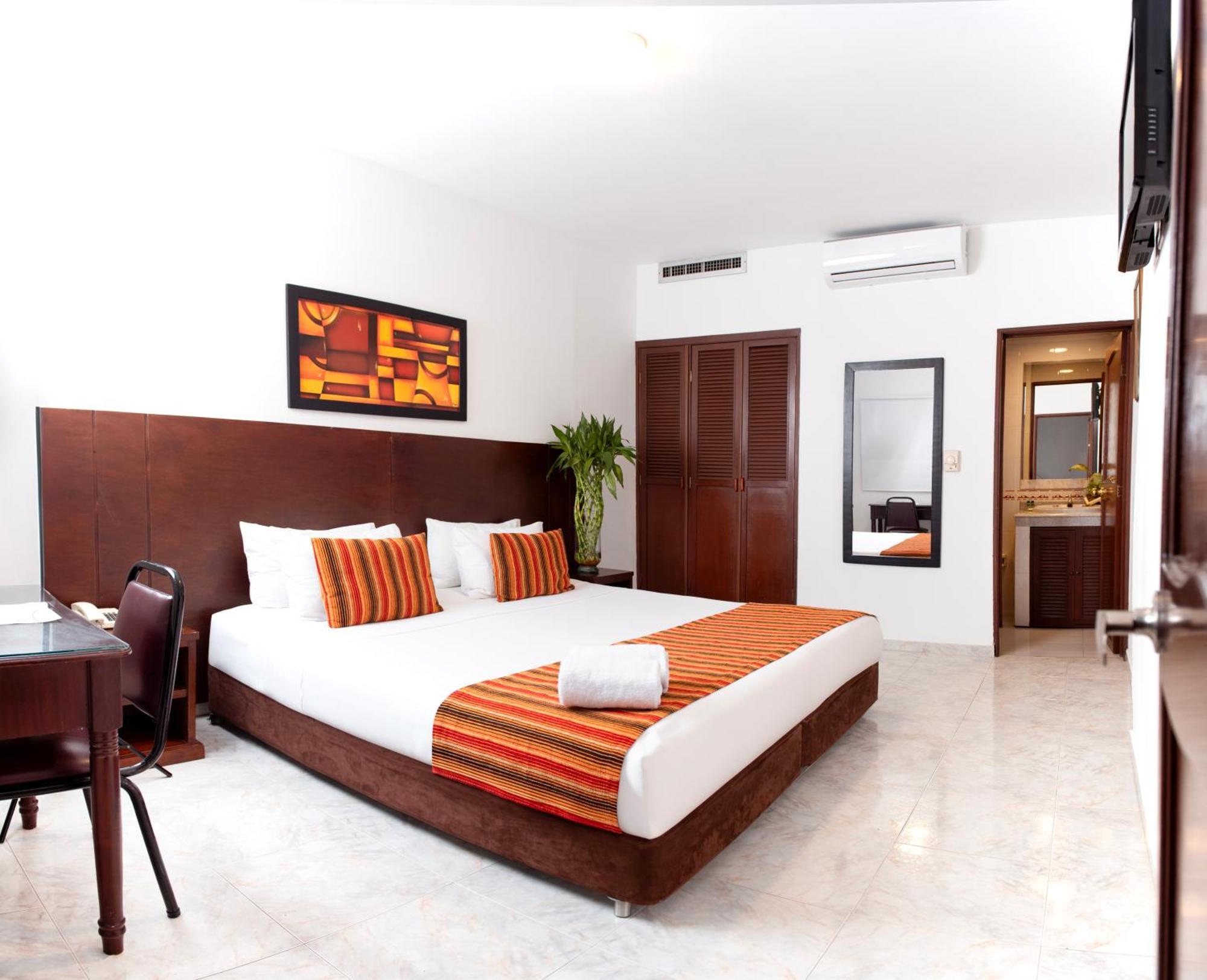 Tama Hotel Granada Real Cali Exteriör bild